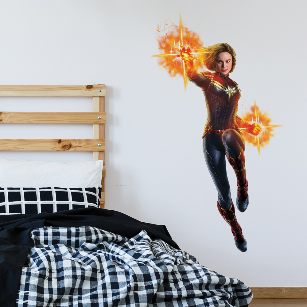 RM - CAPTAIN MARVEL PEEL AND STICK GIANT WALL DECALS